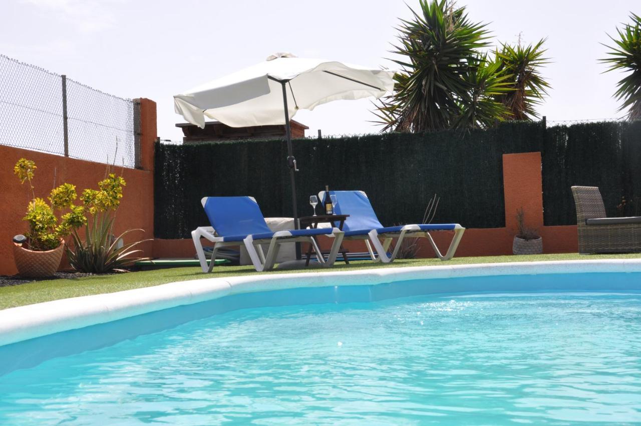 Eco Villa White Suite With Climatized Pool Caleta De Fuste Exterior photo