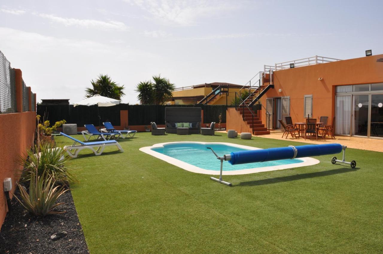 Eco Villa White Suite With Climatized Pool Caleta De Fuste Exterior photo
