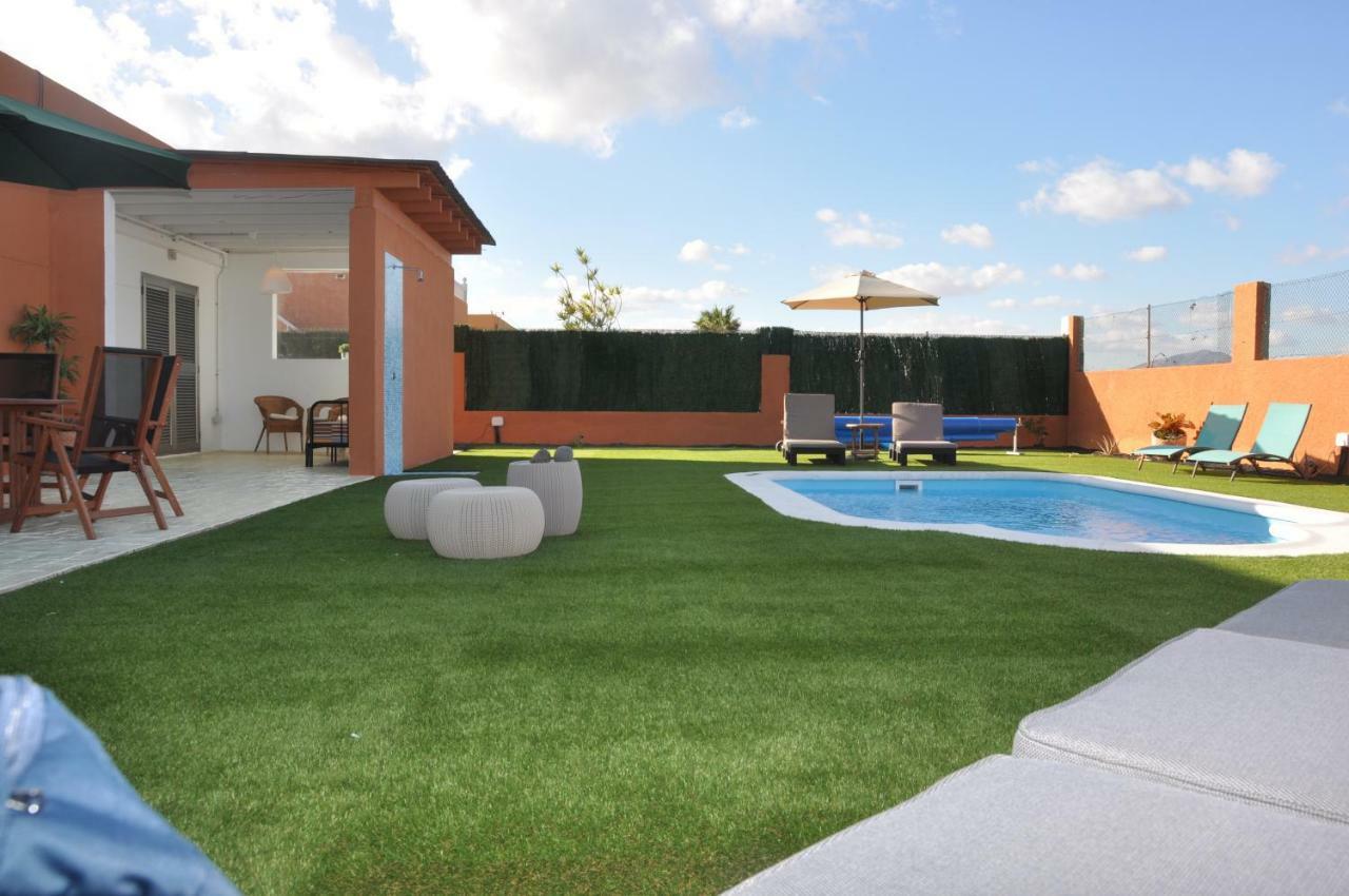 Eco Villa White Suite With Climatized Pool Caleta De Fuste Exterior photo
