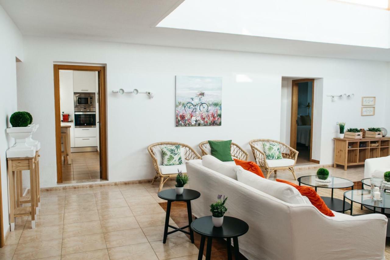 Eco Villa White Suite With Climatized Pool Caleta De Fuste Exterior photo