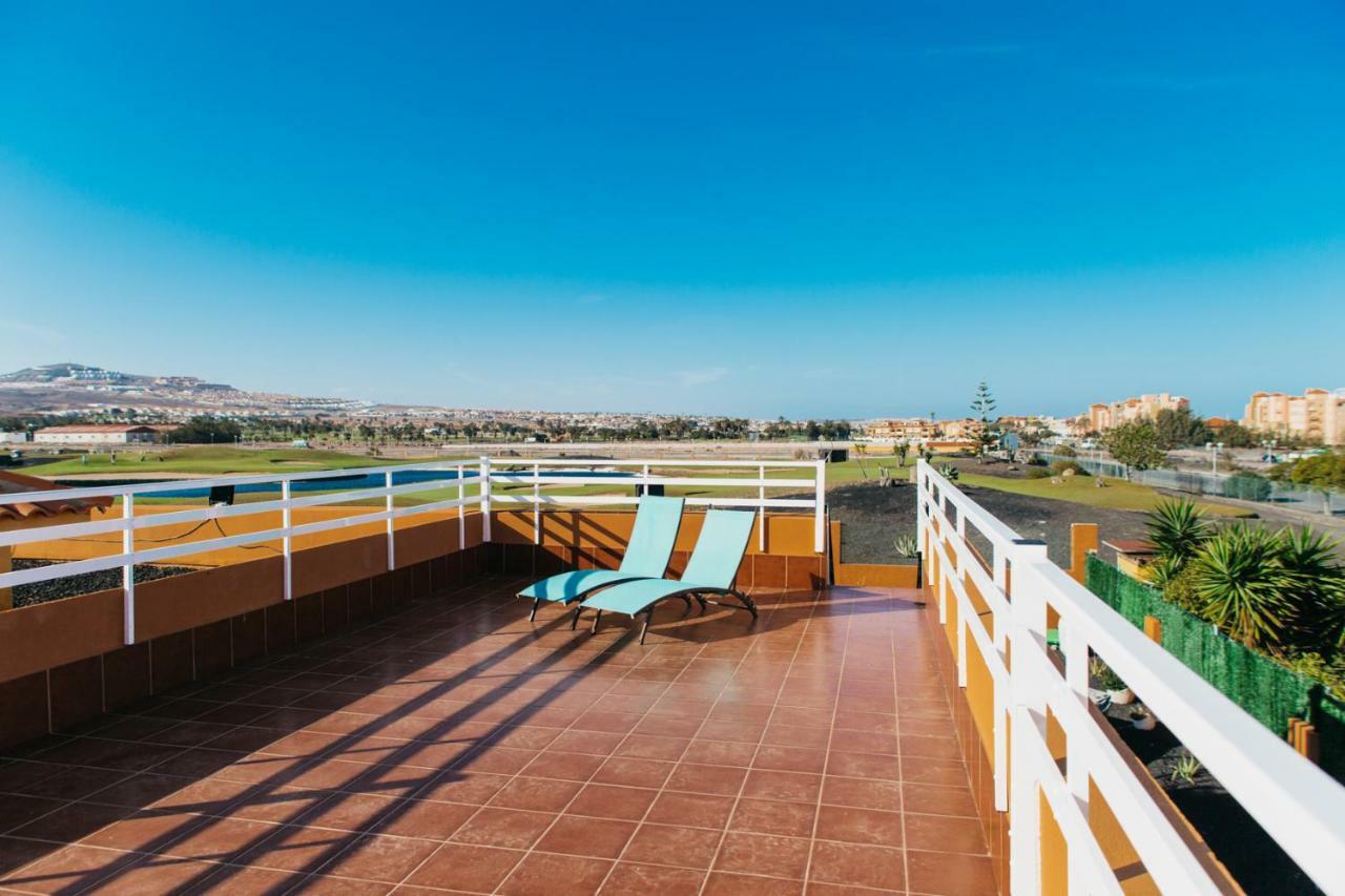 Eco Villa White Suite With Climatized Pool Caleta De Fuste Exterior photo