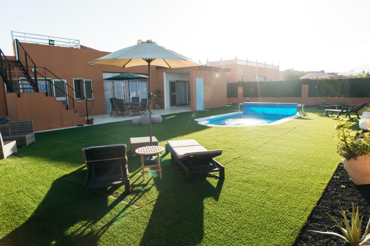 Eco Villa White Suite With Climatized Pool Caleta De Fuste Exterior photo