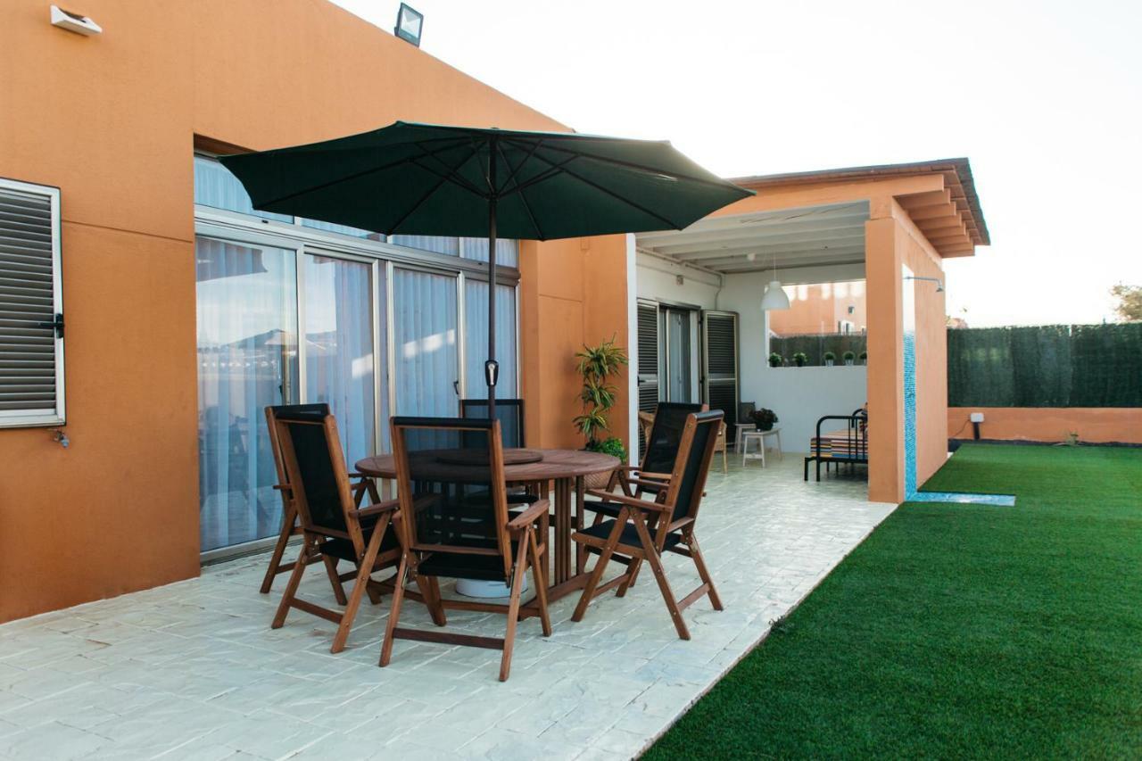 Eco Villa White Suite With Climatized Pool Caleta De Fuste Exterior photo