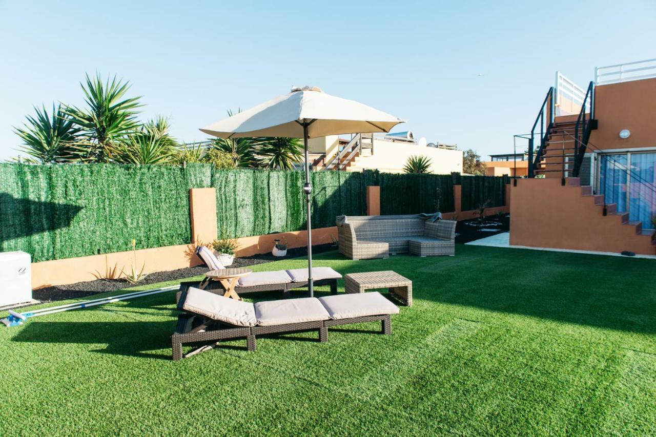 Eco Villa White Suite With Climatized Pool Caleta De Fuste Exterior photo