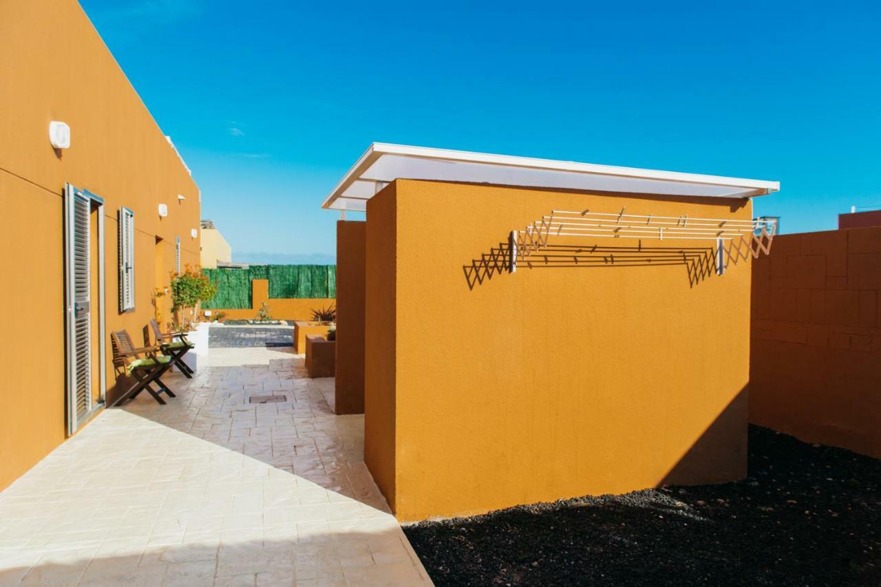 Eco Villa White Suite With Climatized Pool Caleta De Fuste Exterior photo